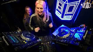 IZZIT b2b Dashy